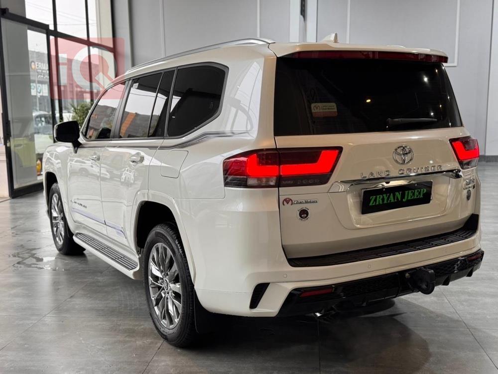 تويوتا لاندكروزر